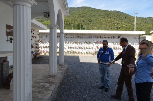 Andora, in arrivo nel cimitero di San Giovanni uno spazio riservato alla sepoltura dei parroci Andora, in arrivo nel cimitero di San Giovanni uno spazio riservato alla sepoltura dei parroci