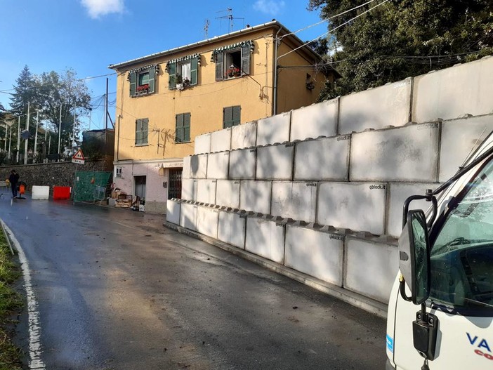Frana di Varazze: martedì 12 novembre riapre la strada a senso unico alternato (FOTO)