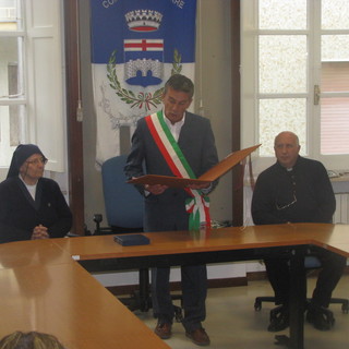 Carcare: Bologna conferisce la cittadinanza a suor Vincenza