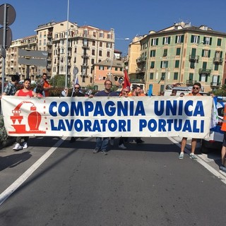 Sciopero dei portuali il prossimo 23 maggio, i sindacati uniti per il contratto collettivo: "Non deve sparire"
