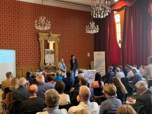 Savona: inizia ufficialmente l'attività del centro studi internazionale di Accademia Kronos Savona: inizia ufficialmente l'attività del centro studi internazionale di Accademia Kronos