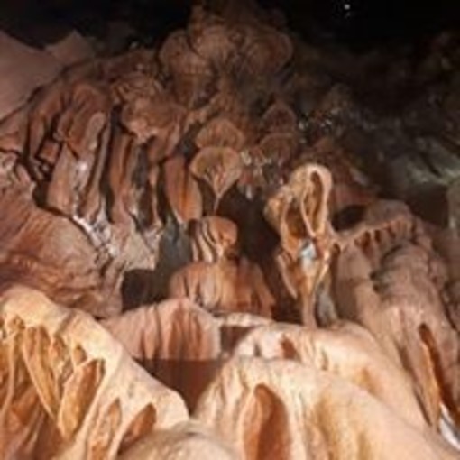 Aperte le iscrizioni al Corso di Speleologia con il Club Alpino Italiano di Savona Aperte le iscrizioni al Corso di Speleologia con il Club Alpino Italiano di Savona