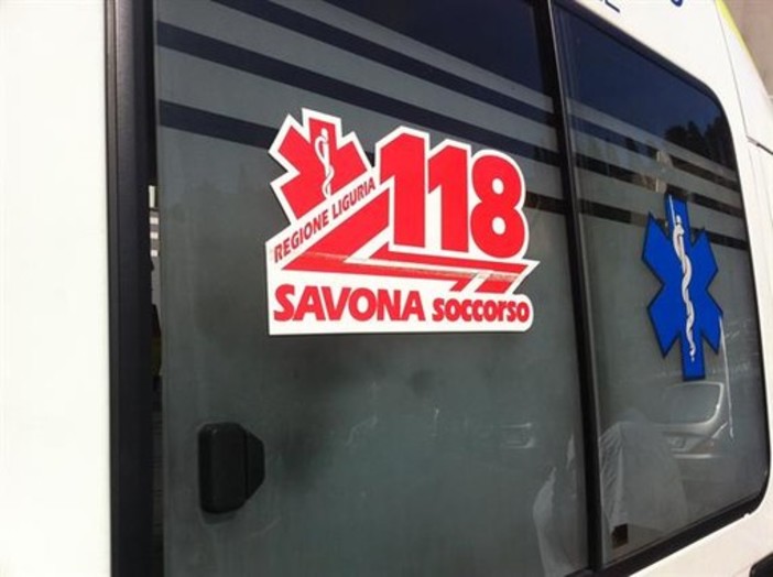 Savona, investimento pedonale in corso Mazzini