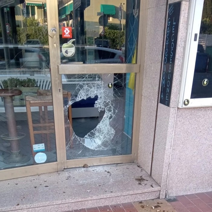 Furti e atti vandalici a Loano, la consigliere Isella scrive al Prefetto: "Sensazione di insicurezza diffusa tra i cittadini" Furti e atti vandalici a Loano, la consigliere Isella scrive al Prefetto: "Sensazione di insicurezza diffusa tra i cittadini"