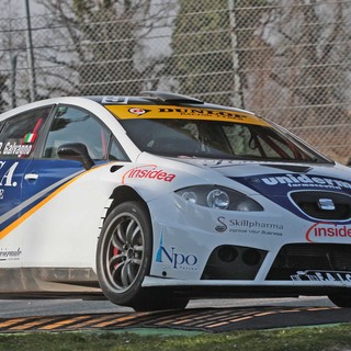 Automobilisimo: Danilo Galvagno al via della "Seat Leon Supercopa 2011"