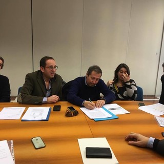 Savona, firmato accordo tra i Comuni e le associazioni di categoria. “Non solo tassa di soggiorno ma sviluppo e competitività del turismo”