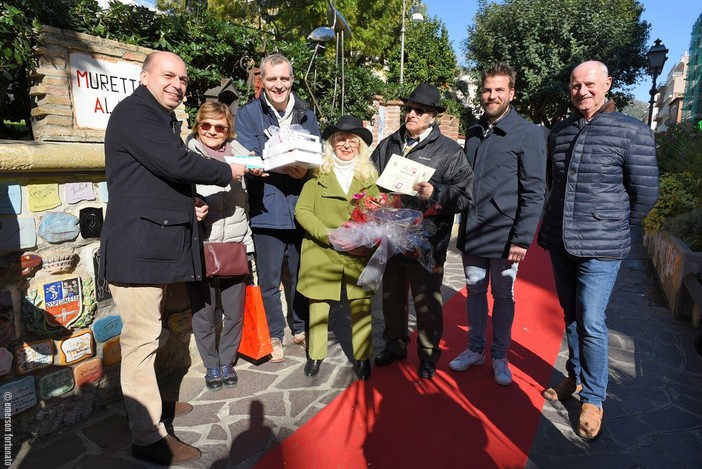 Alassio, San Valentino: oggi la cerimonia di premiazione del concorso "La più bella lettera d'amore" Alassio, San Valentino: oggi la cerimonia di premiazione del concorso "La più bella lettera d'amore"