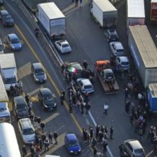 Psi Liguria: ripristinare i trasporti e si torni alla trattativa