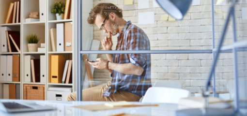 Il cellulare ha scarsa ricezione in casa? Ecco come amplificare il segnale Il cellulare ha scarsa ricezione in casa? Ecco come amplificare il segnale