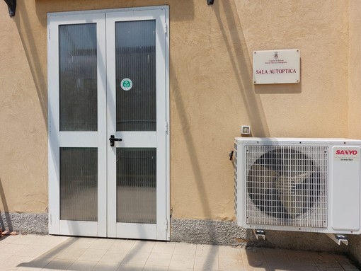 Omicidio-suicidio di via Niella, la coltellata alla schiena fatale per Nadia Zanatta Omicidio-suicidio di via Niella, la coltellata alla schiena fatale per Nadia Zanatta