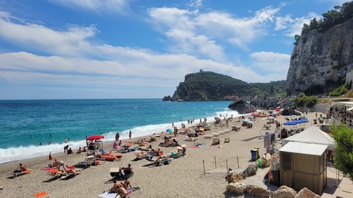 Caso Malpasso, Simonetti: "L'accesso al litorale va garantito; danneggiata l’immagine turistica" Caso Malpasso, Simonetti: "L'accesso al litorale va garantito; danneggiata l’immagine turistica"