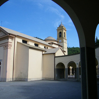 Accoglienza profughi ucraini ad Albisola, no all'utilizzo dell'ex foresteria. Assessore Ottonello: "Rimoduleremo spazi all'interno del Santuario della Pace"