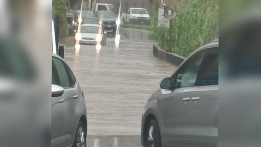 Maltempo, a Tovo San Giacomo Sp4 allagata: impossibile transitare