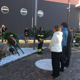 Savona, i vigili del fuoco festeggiano Santa Barbara e la nuova autoscala (FOTO)