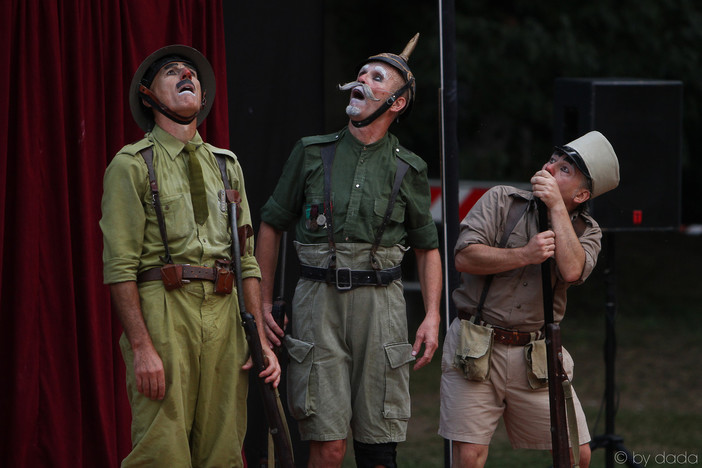 A Garlenda lo spettacolo teatrale degli Eccentrici Dadarò: torna Terreni Creativi Nuove Generazioni