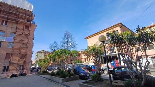 Rimozione amianto vicino alle scuole di Varazze, si chiude il caso: lavori nello stop didattico