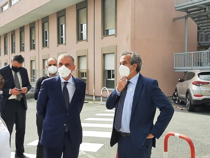 Covid, Sottosegretario Costa: "Da Stato-Regioni oltre 1 milione di euro per il personale sanitario della Liguria"