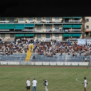 Calcio, domenica anche un pullman per seguire gli Striscioni a Busto Arsizio