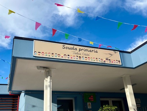 Tovo, il 15 dicembre la presentazione del libro di Vincenzo Barlocco "La rosa di Kabul" Tovo, il 15 dicembre la presentazione del libro di Vincenzo Barlocco "La rosa di Kabul"