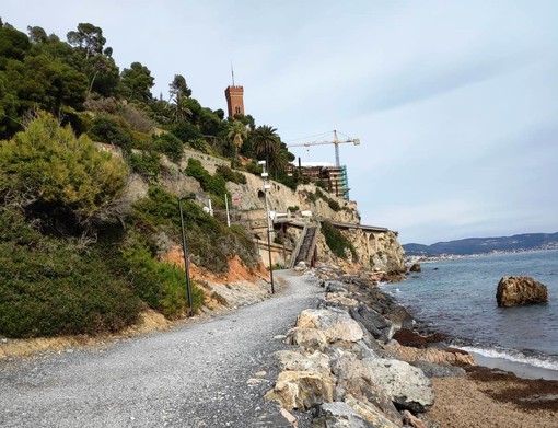 Ceriale, messa in sicurezza del litorale: ampliamento della scogliera di protezione