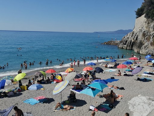 Turismo: in Liguria giugno e luglio da tutto esaurito, tornano gli stranieri