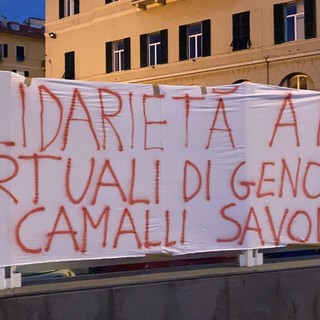 Sciopero portuali a Genova, la delegazione e i lavoratori del porto di Savona: "Li sosteniamo con forza" Sciopero portuali a Genova, la delegazione e i lavoratori del porto di Savona: "Li sosteniamo con forza"