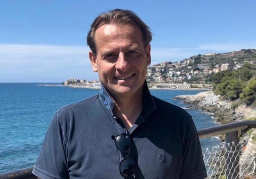Edilizia residenziale pubblica, Scajola: "Incontro con Arte, Ire e sindacati per condividere interventi da realizzare con i fondi Pnrr" Edilizia residenziale pubblica, Scajola: "Incontro con Arte, Ire e sindacati per condividere interventi da realizzare con i fondi Pnrr"