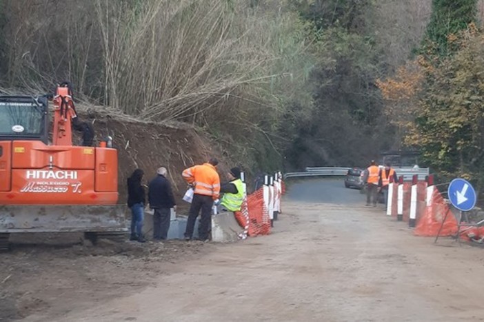 Sp42, terminati i lavori di messa in sicurezza sul ponte a Stella San Martino Sp42, terminati i lavori di messa in sicurezza sul ponte a Stella San Martino
