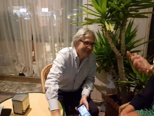 Terremoto del Centro Italia, Sgarbi: “Case in legno per non far vivere le persone in abitazioni di emergenza per anni” Terremoto del Centro Italia, Sgarbi: “Case in legno per non far vivere le persone in abitazioni di emergenza per anni”