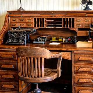 Scrivanie antiche