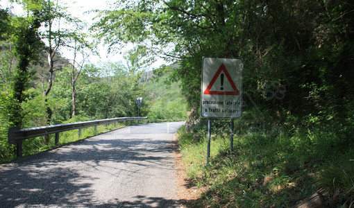 Strade provinciali, oltre 430mila euro per il rifacimento dell'asfalto nel Finalese e nell'area Ingauna Strade provinciali, oltre 430mila euro per il rifacimento dell'asfalto nel Finalese e nell'area Ingauna