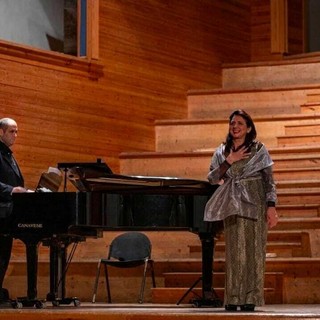 Andora “Note d’estate” con il soprano Paola Francesca Natale e il pianista compositore e direttore d’orchestra Keith Goodman