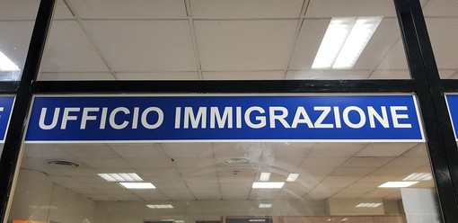 Savona, Ufficio Immigrazione chiuso lunedì 19 pomeriggio e martedì 20 ottobre mattina Savona, Ufficio Immigrazione chiuso lunedì 19 pomeriggio e martedì 20 ottobre mattina
