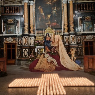 Foto di repertorio del Sepolcro nella chiesa dei Battuti Neri, a Bra