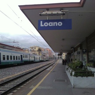 Spaccio in stazione a Loano: intervengono i Carabinieri, pusher colto sul fatto