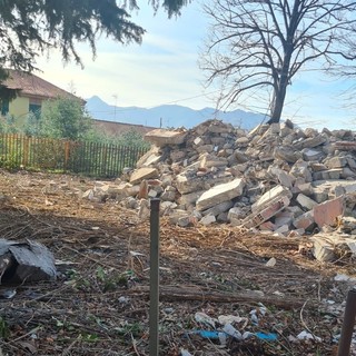 Albenga, demolita la "Casa del Capitano": al via la realizzazione della Stazione di Posta