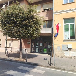 Savona, si rompe un tubo sotto la palestra: chiusa la scuola Mignone di via Bove