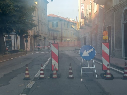 Strade chiuse intorno all'ex Savam, nel centro di Altare pronta una viabilità alternativa