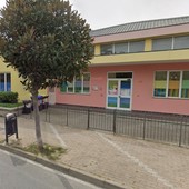 Furto nella scuola materna di Leca d’Albenga: rubati computer e una macchinetta del caffè Furto nella scuola materna di Leca d’Albenga: rubati computer e una macchinetta del caffè