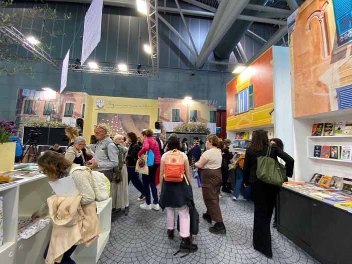 La Liguria esordisce al &quot;Salone del Libro&quot; di Torino con più di 100 personaggi e 60 incontri per raccontarla