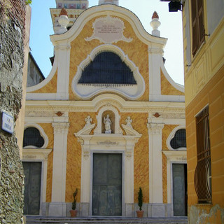 Albisola Superiore: "Teatro a San Nicolò" Albisola Superiore: "Teatro a San Nicolò"
