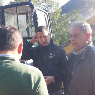 Savona, soprallugo di Toti e Giampedrone sulla Sp 12 colpita dal maltempo: "Cantiere già aperto, lavori conclusi entro fine anno" (FOTO e VIDEO)