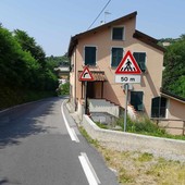 Altare, un cittadino: "In Salita Arcara serve un nuovo lampione", il sindaco: "Zona interamente illuminata a LED, mi sincererò della situazione" Altare, un cittadino: "In Salita Arcara serve un nuovo lampione", il sindaco: "Zona interamente illuminata a LED, mi sincererò della situazione"