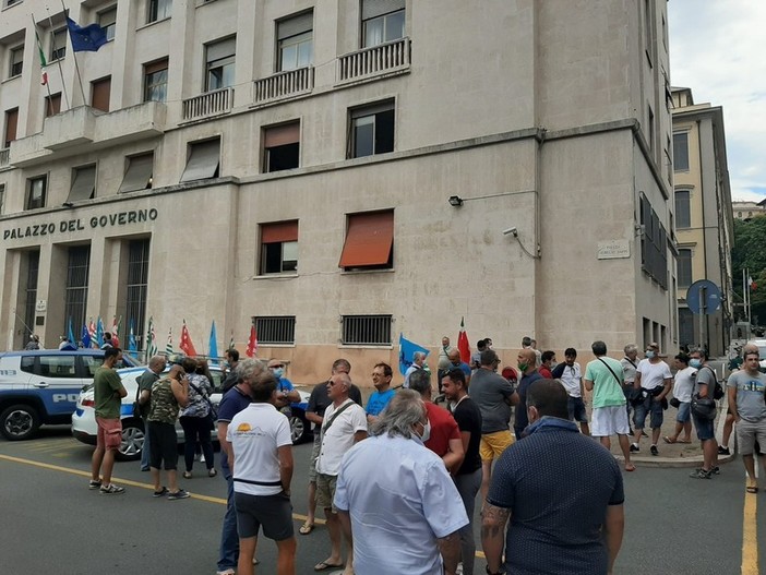 Savona, il comune e l'azienda presentano il cronoprogramma: sospeso lo sciopero dei lavoratori Ata