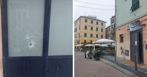 Savona, i ladri colpiscono nuovamente in Darsena: razziati il fondo cassa e i tablet