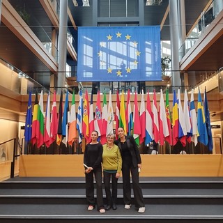 Concorso “Diventiamo cittadini europei”: anche due studentesse di Albenga entrano nel Parlamento Europeo Concorso “Diventiamo cittadini europei”: anche due studentesse di Albenga entrano nel Parlamento Europeo