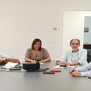 Sportelli di “prima informazione” per l’assistenza domiciliare e/o residenziale: via all'attivazione grazie all'Asl2 e ai sindacati