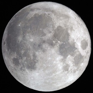 Questa sera occhi rivolti al cielo per osservare la Superluna Questa sera occhi rivolti al cielo per osservare la Superluna