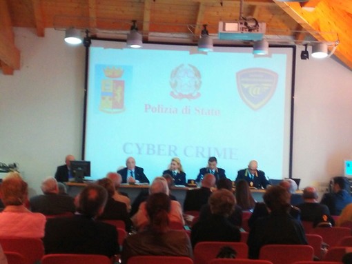 Sicurezza partecipata e prevenzione dei reati con la Polizia di Stato ad Alassio