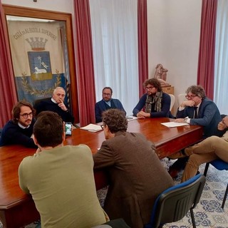 I sindaci del levante savonese incontrano Anas: tra le ringhiere da rifare sull'Aurelia e gli attraversamenti pedonali I sindaci del levante savonese incontrano Anas: tra le ringhiere da rifare sull'Aurelia e gli attraversamenti pedonali